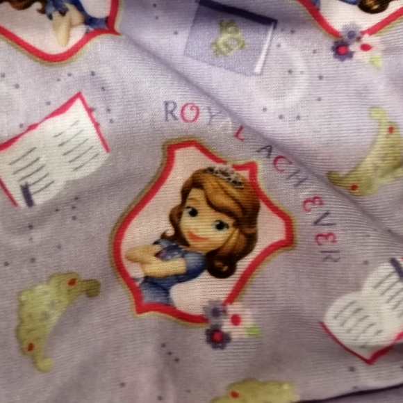 🔥SALE🔥 Sofia the First Girl's 2 Pc Pajamas Pajama Set NWT Sizes 2T,4T - Picture 7 of 8
